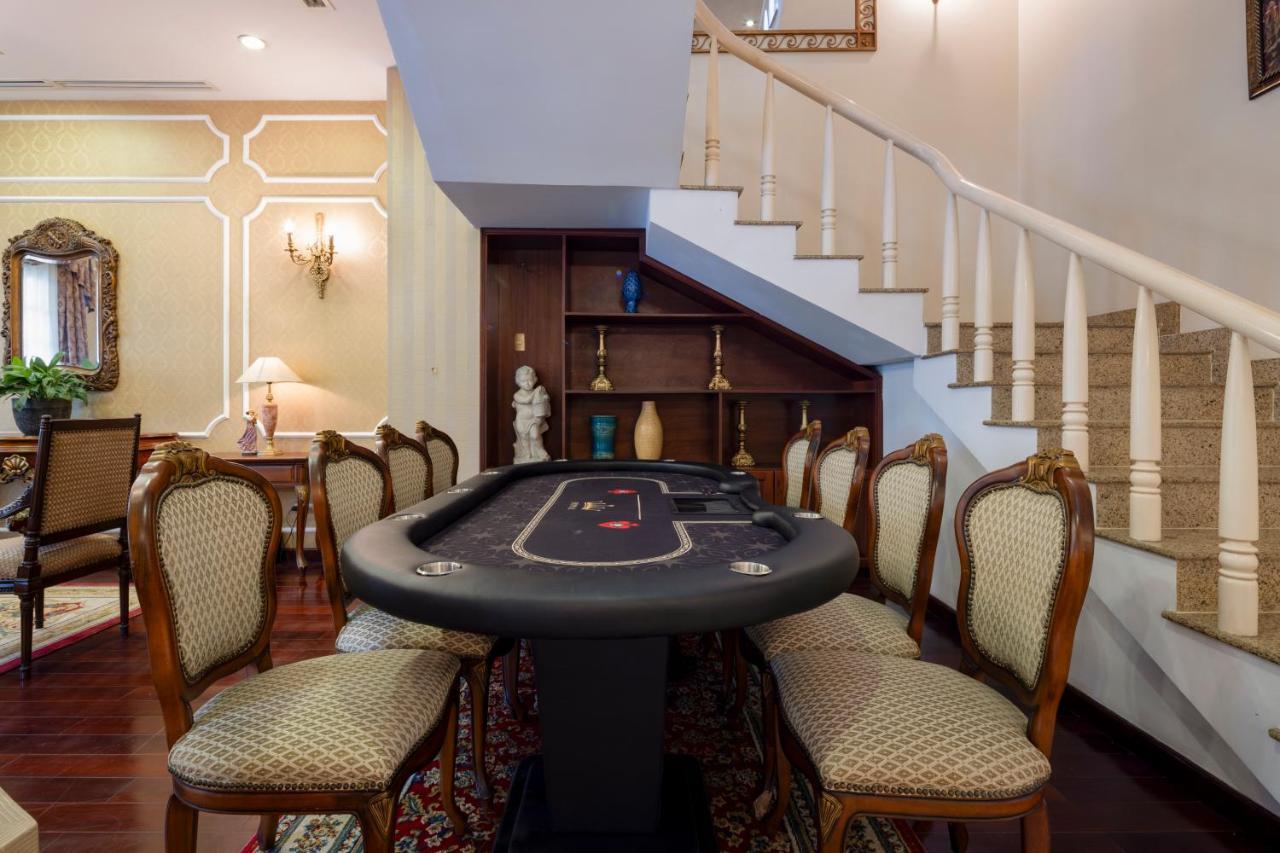 Hidden Mansions Saigon Khu nghỉ mát 4*